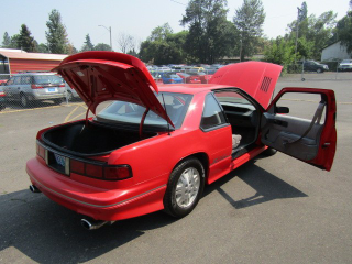 Illustration for article titled At $3,977, Could This 1992 Chevy Lumina Z34 Be The Light Of Your Life?